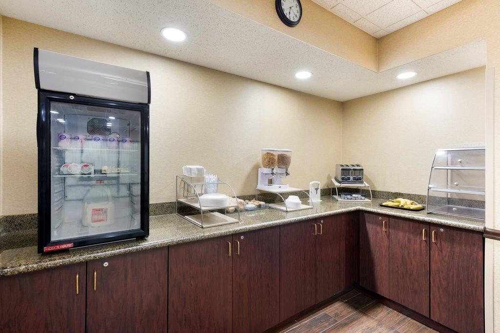 Red Roof Inn & Suites Columbus West Broad Exteriér fotografie